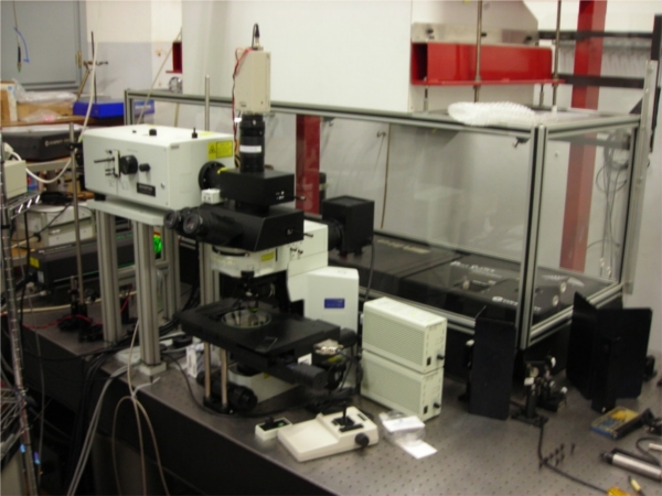 optical bench for laser spectroscopies